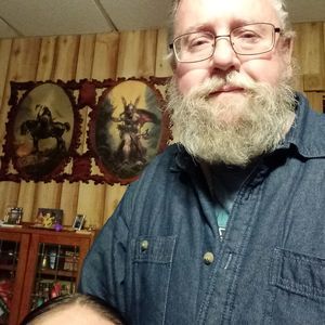 Meet your Posher, Thomas